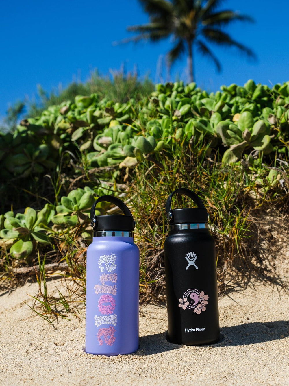 T&C Surf Designs T&C Surf 32 oz Sakura Cluster Hydro Flask, 