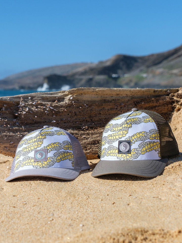 T&C Surf Designs Puakenikeni Lei Trucker Cap,